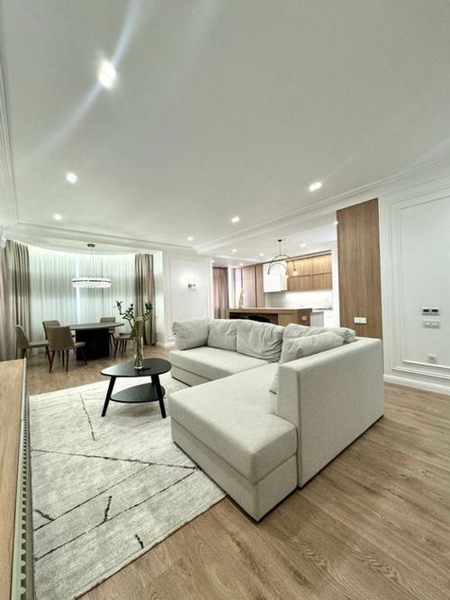 3-xonali kvartira, 120 m²