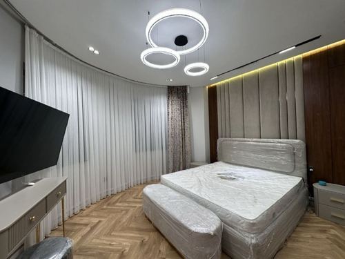 3-xonali kvartira, 120 m²