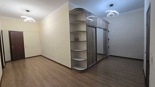 2-room apartment, 84 m²