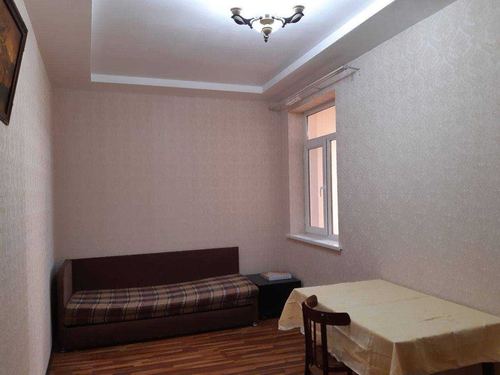 1-xonali kvartira, 28 m²