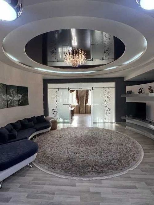 4-комнатная квартира, 182 м²