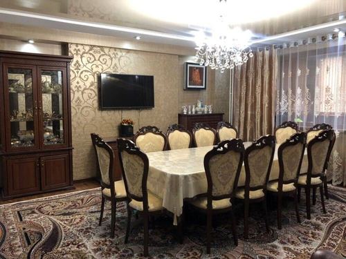 4-комнатная квартира, 130 м²