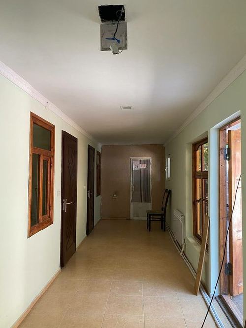 5-xonali kvartira, 2 m²