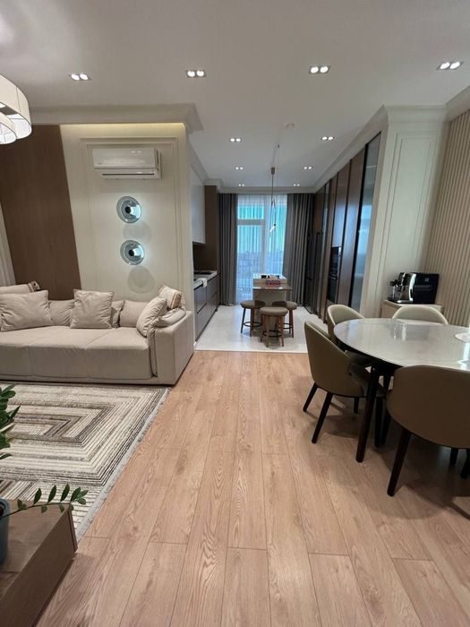 4-комнатная квартира, 130 м², Ташкент, Юнусабадский район, на продажу