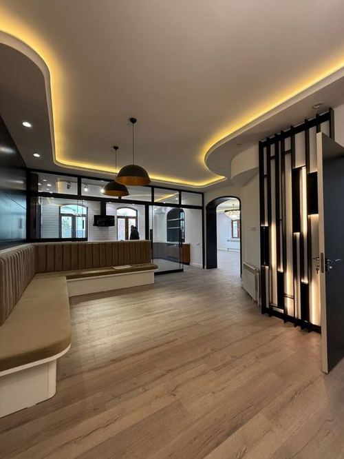 4-комнатная квартира, 212 м²