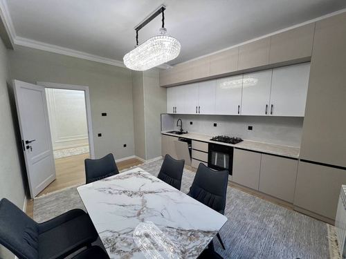 4-комнатная квартира, 121 м²