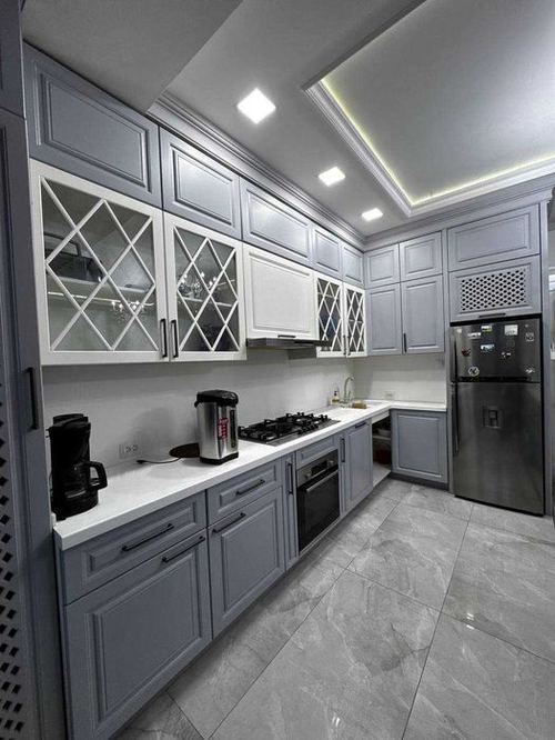 4-комнатная квартира, 180 м²