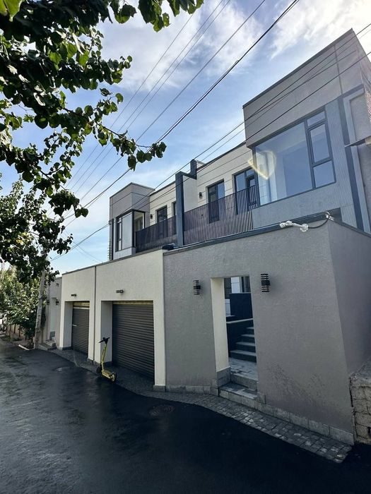 6-xonali uy, 320 m², Toshkent, Mirzo Ulug‘bek tumani, sotuvga