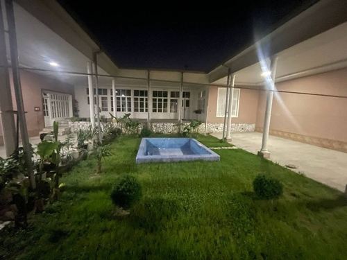 8-room house, 353 m²