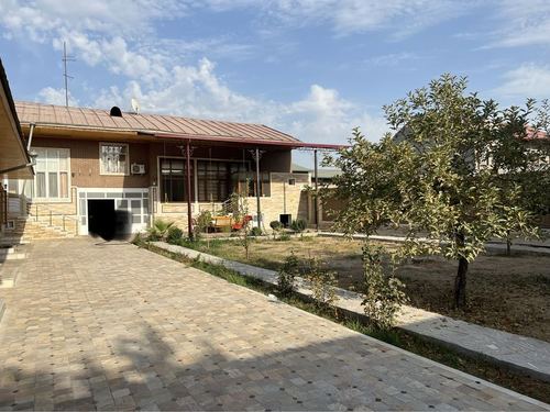 12-room house, 8 m²