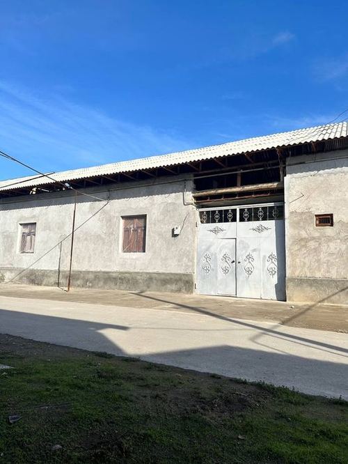 6-room house part, 1000 m²