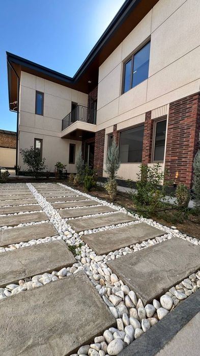 7-room house, 270 m²