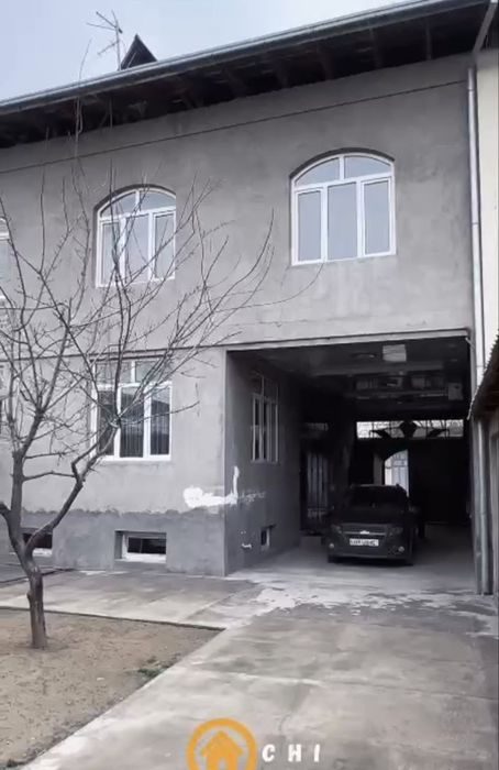 5-комнатная часть дома, 300 м², Ташкент, Алмазарский район, в аренду
