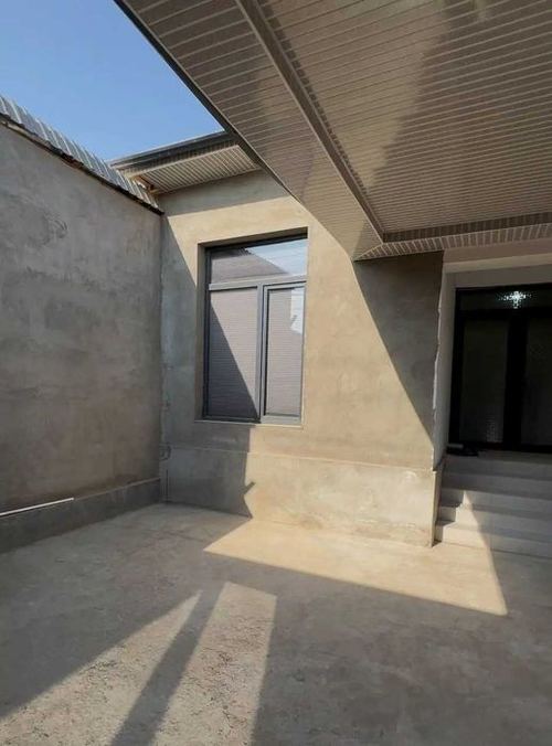 4-xonali kvartira, 1.7 m²