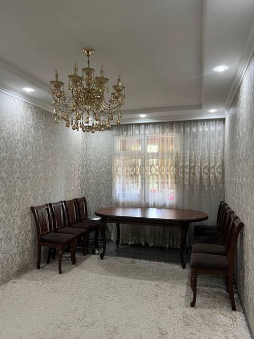 3-xonali kvartira, 70 m²