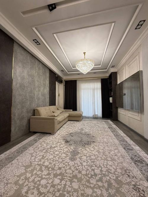 3-xonali kvartira, 92 m²