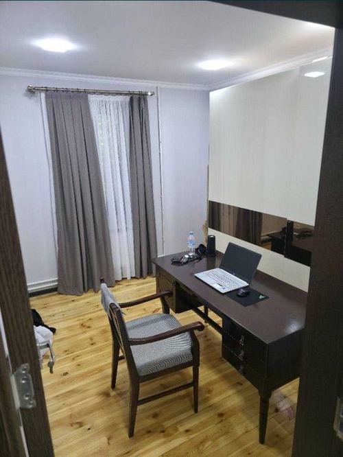 4-комнатная квартира, 90 м²