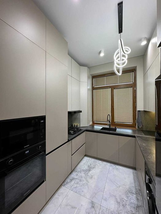 4-комнатная квартира, 95 м², Ташкент, Юнусабадский район, на продажу