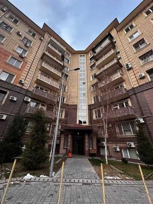 5-xonali kvartira, 187 m²