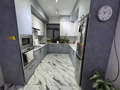 4-комнатная квартира, 130 м²