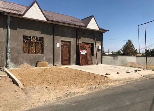 5-room house, 1.8 m²