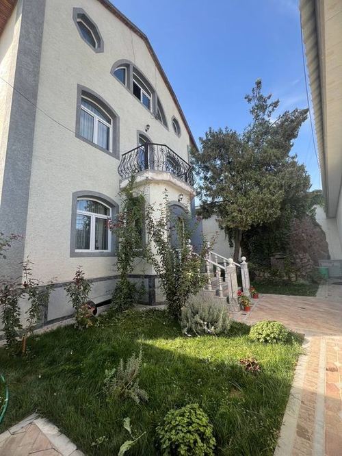 5-xonali uy, 800 m²