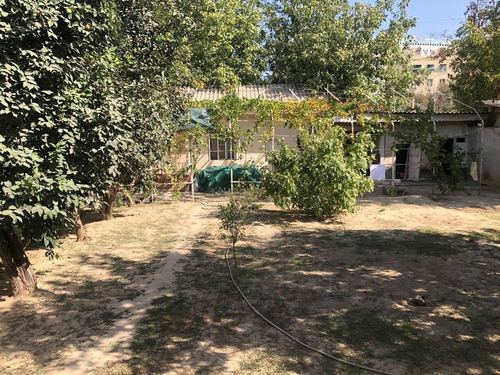 Yunsobod kulol qo'rg'on mahalada fasati 11*16.5 ichkarisiga 1.7 sotix