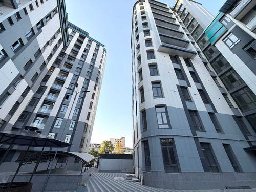 3-xonali kvartira, 98 m²