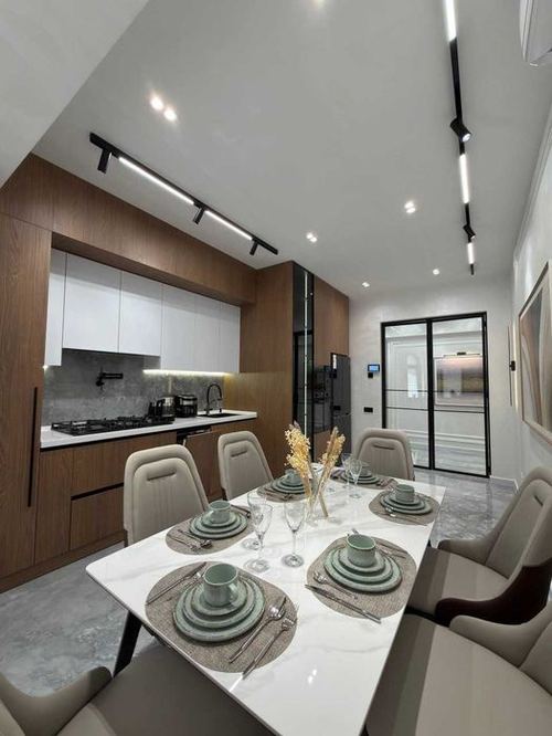 4-xonali kvartira, 107 m²