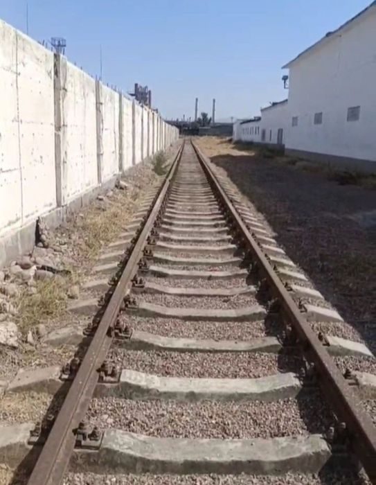 Продаётся база 2/¹⁶ га промзона НЕЖИЛОЕ ЗДЕСЬ ЕСТЬ ЖЕЛЕЗНАЯ ДОРОГА