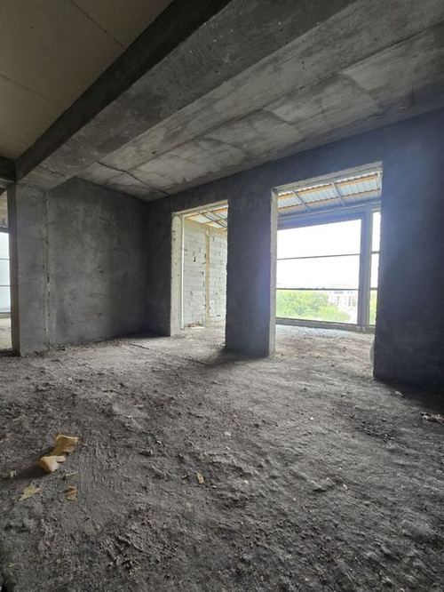 7-xonali kvartira, 350 m²