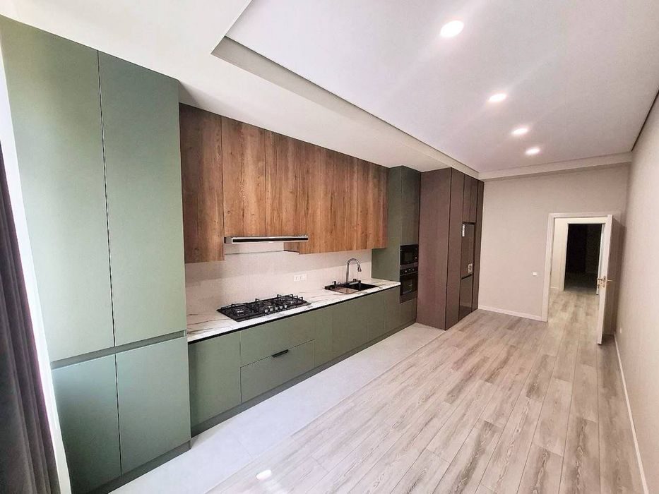 4-комнатная квартира, 143 м², Ташкент, Мирзо-Улугбекский район, на продажу