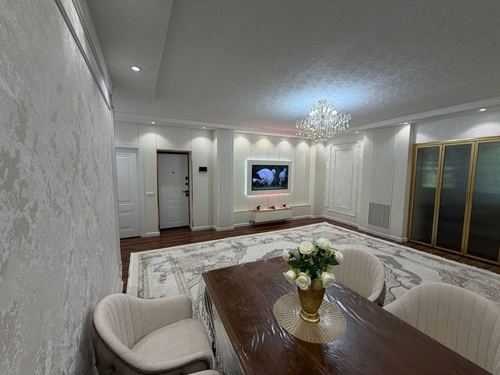 3-xonali kvartira, 80 m²