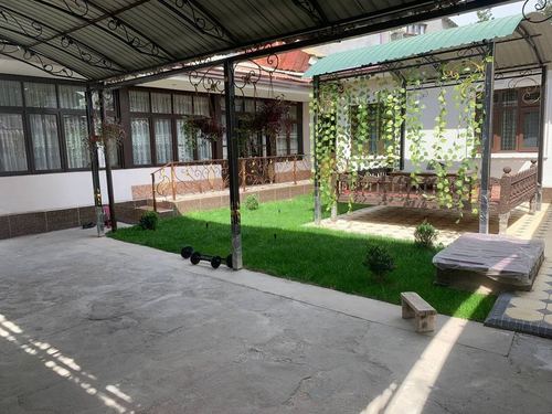 8-xonali uy, 470 m²