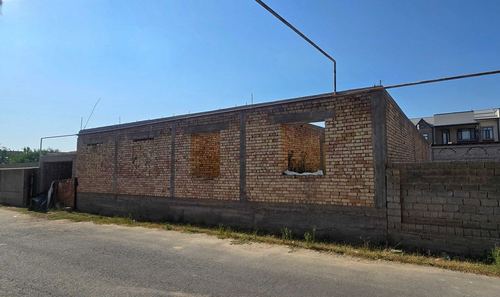 6-room house, 6000 m²