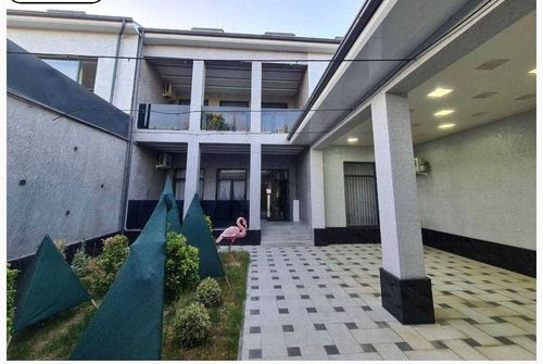 6-room cottage, 550 m²