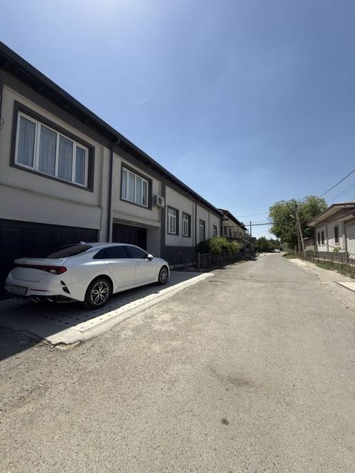 7-room house, 1000 m²