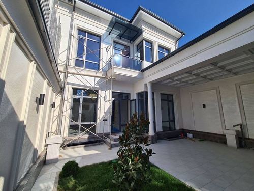 5-xonali uy, 300 m²
