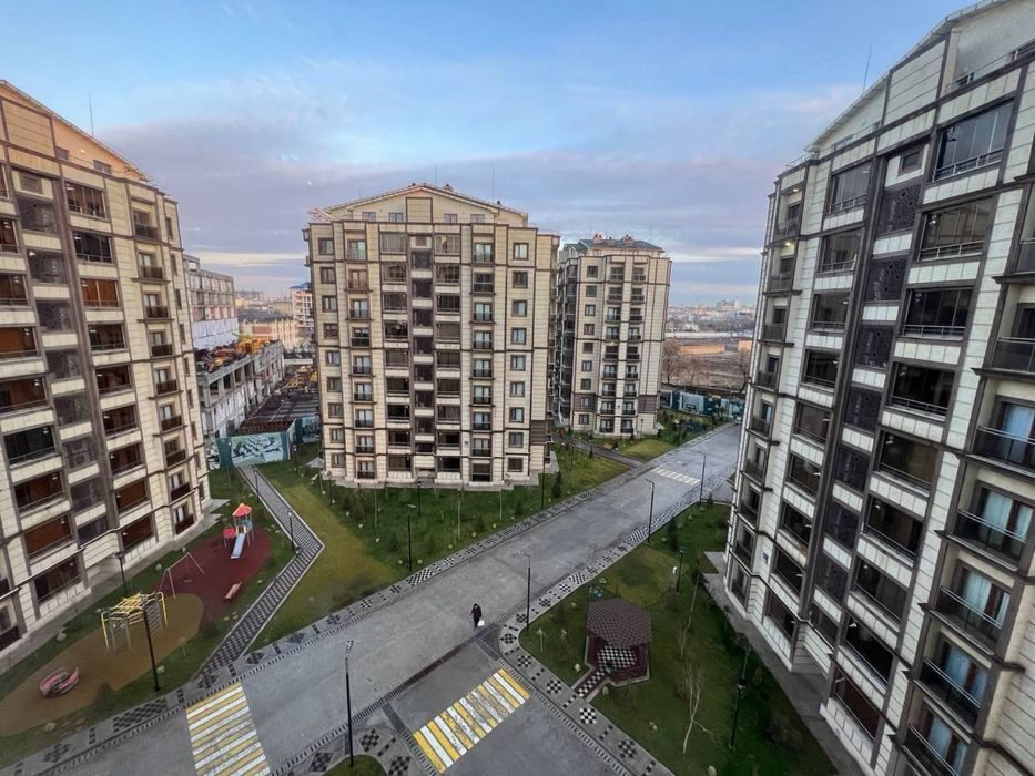 3-xonali kvartira, 82 m², Toshkent, Mirobod tumani, sotuvga