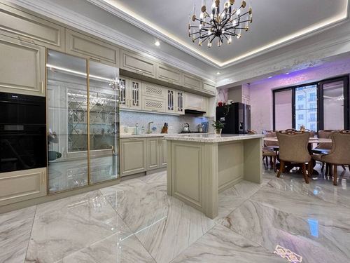 5-xonali kvartira, 187 m²