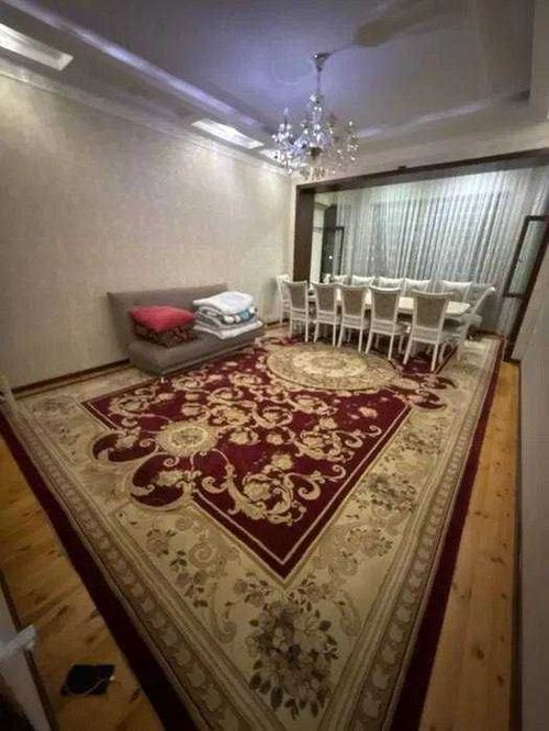 4-xonali kvartira, 140 m²
