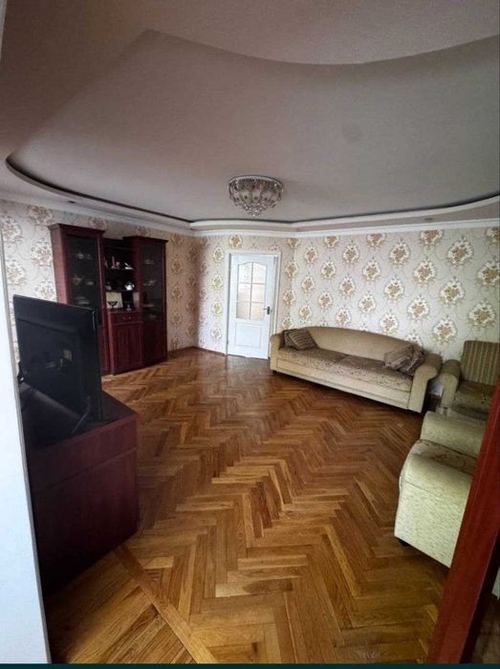 3-xonali kvartira, 86 m²