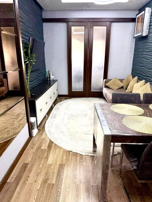 4-xonali kvartira, 150 m²