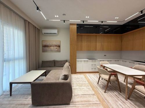 3-xonali kvartira, 90 m²