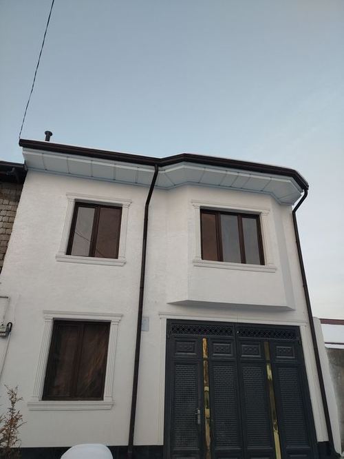 7-xonali uy, 230 m²