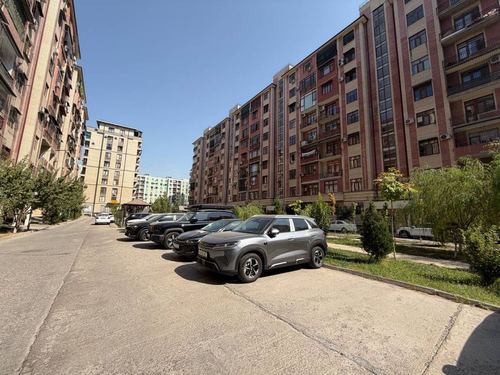 4-комнатная квартира, 127 м²
