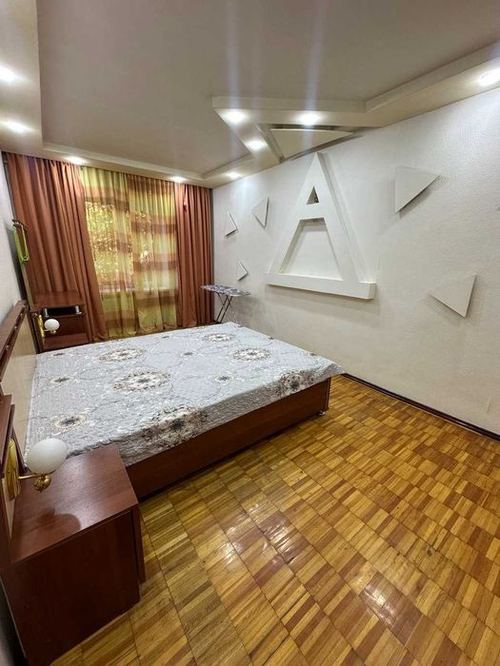 4-xonali kvartira, 85 m²