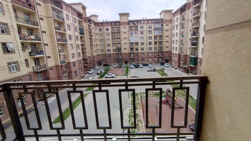 3-xonali kvartira, 83 m²