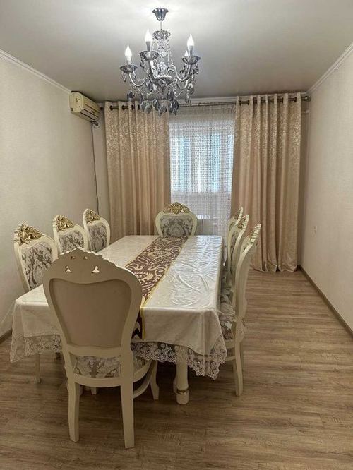4-комнатная квартира, 85 м²