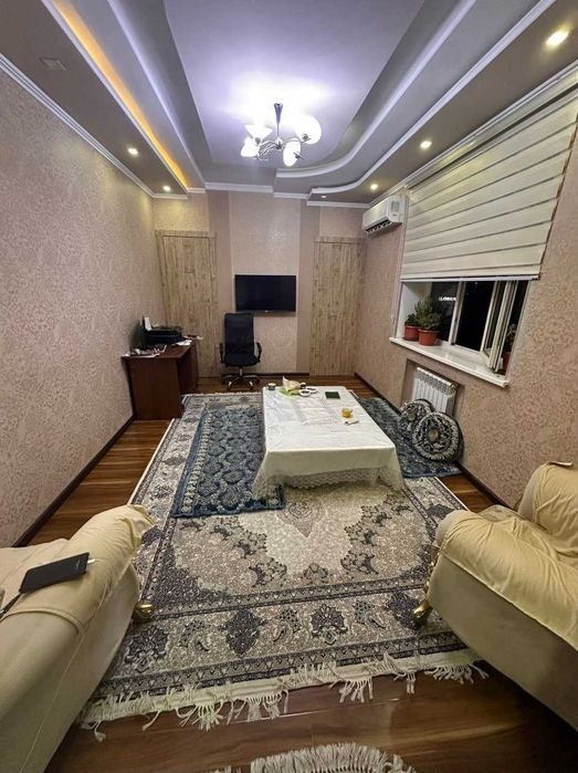 4-комнатная квартира, 118 м², Ташкент, Яшнабадский район, на продажу